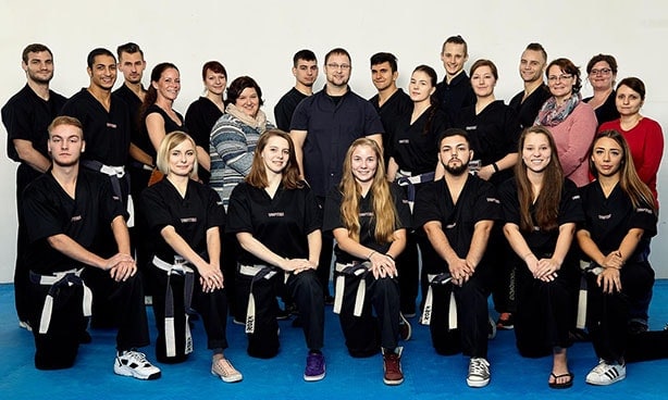dasteam Das Teamfoto der Karate Fachsportschulen